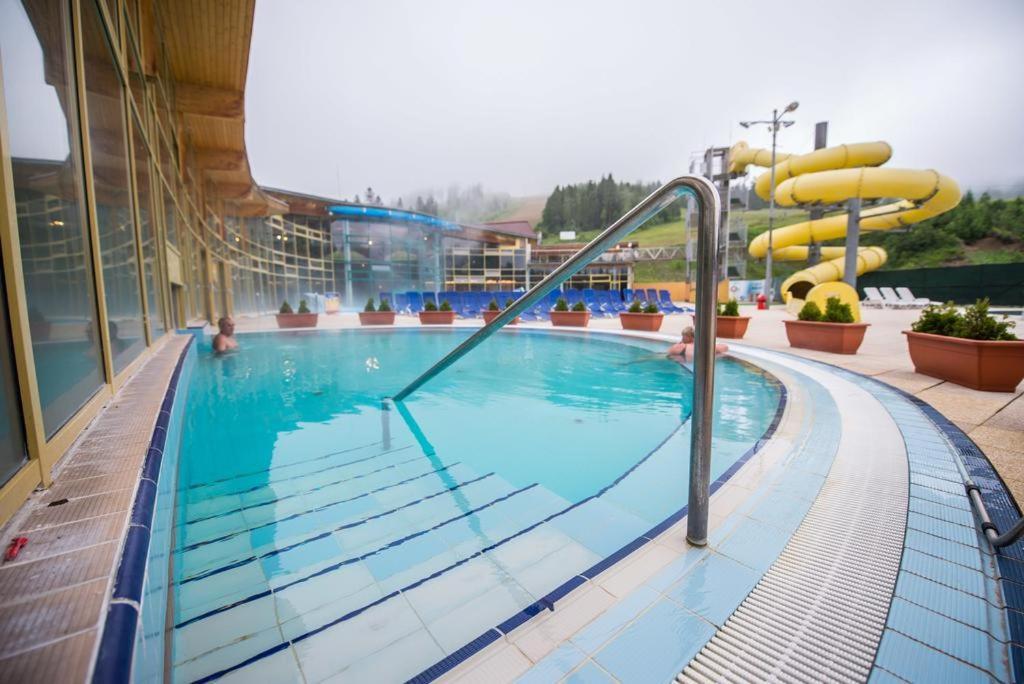 Apartmany Meander Thermal & Ski Rezort 奥拉维斯 外观 照片
